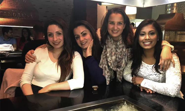 Lider Mangalbaşı -Meiden-groep