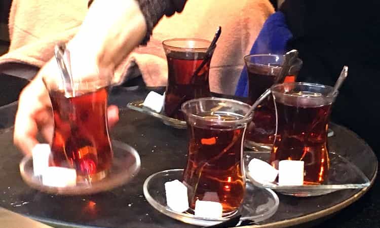 Lider Mangalbaşı -Turkse-Thee