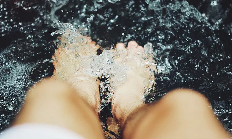 Tips voor warme dagen - verfris je voeten in een voetenbad