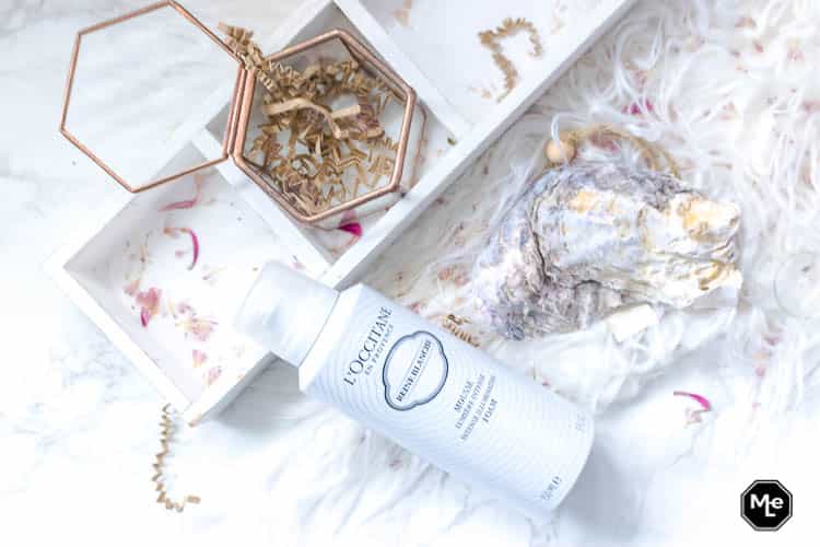L' occitane reinigingsmousse gezichtsreiniger-flatlay