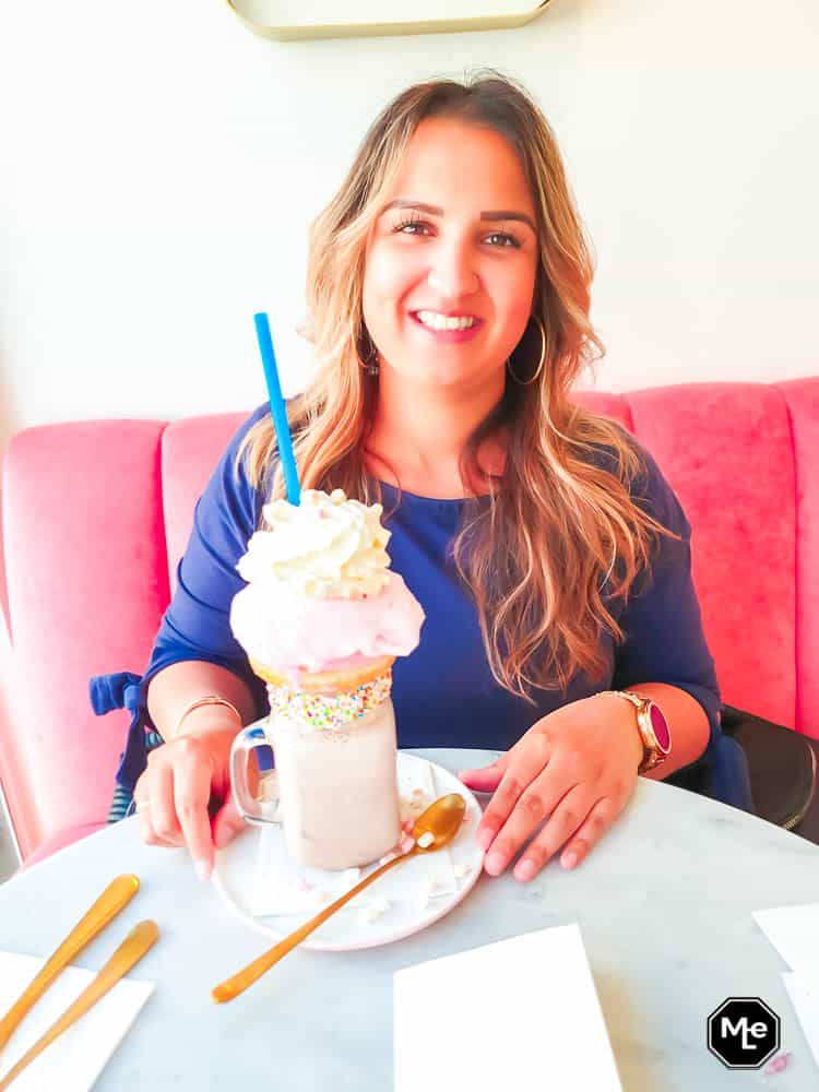 frenchie café - me and my freakshake