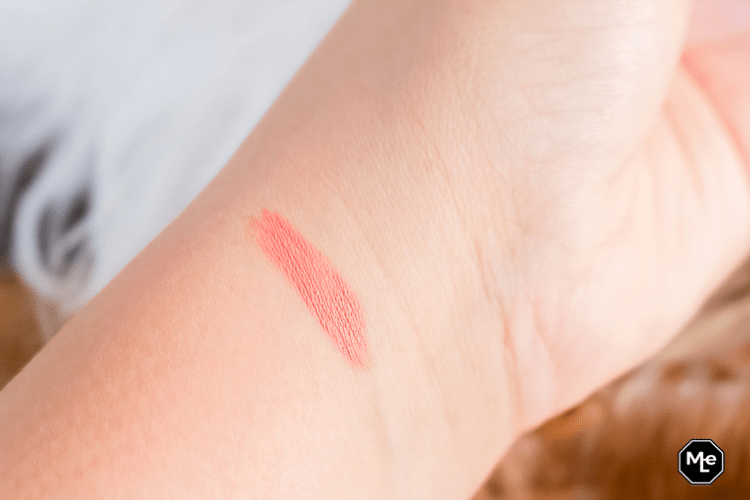 Catrice Demi Matt Lipstick 030 swatch op pols 2