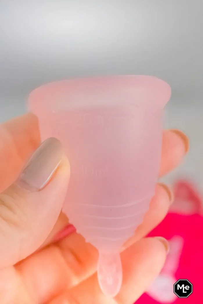 Kruidvat menstruatiecup close-up