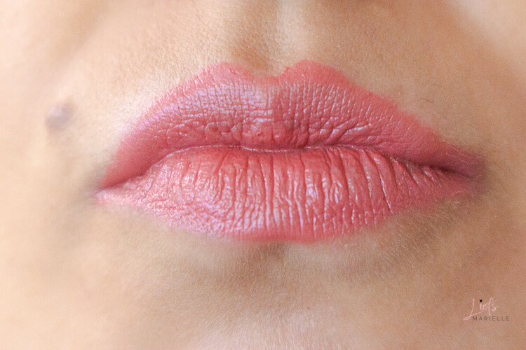 Hema Moisturizing Lipstick - 49 - Sweet Macaroon - Cream - close-up