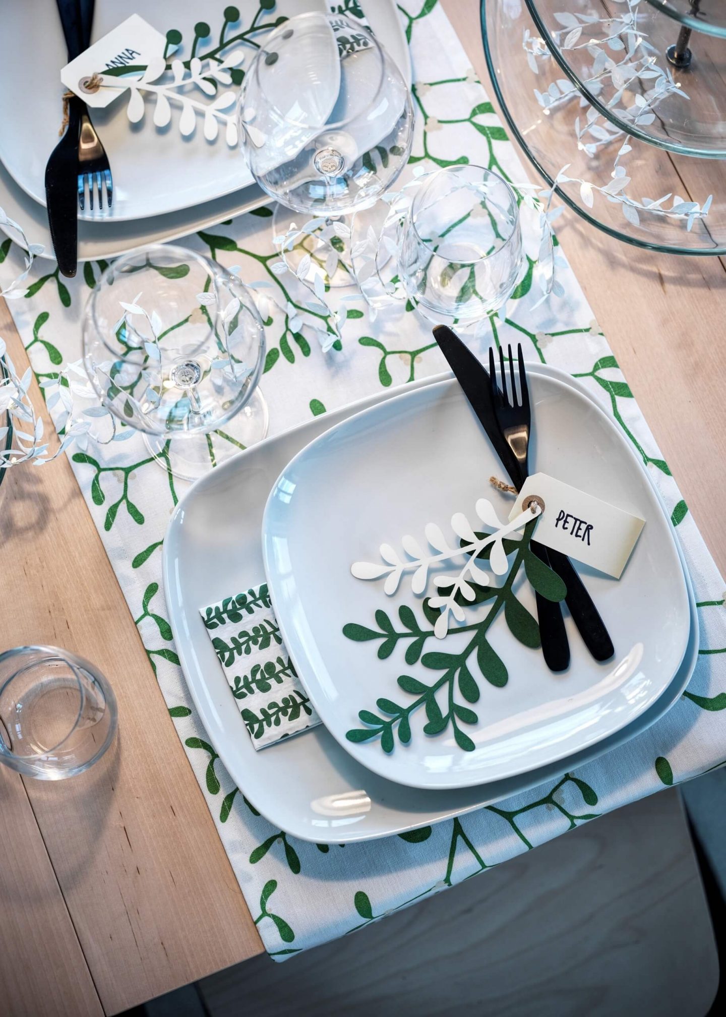 Kerstcollectie-IKEA-2021-Vinter-de-tafel-dekken-in-sfeer